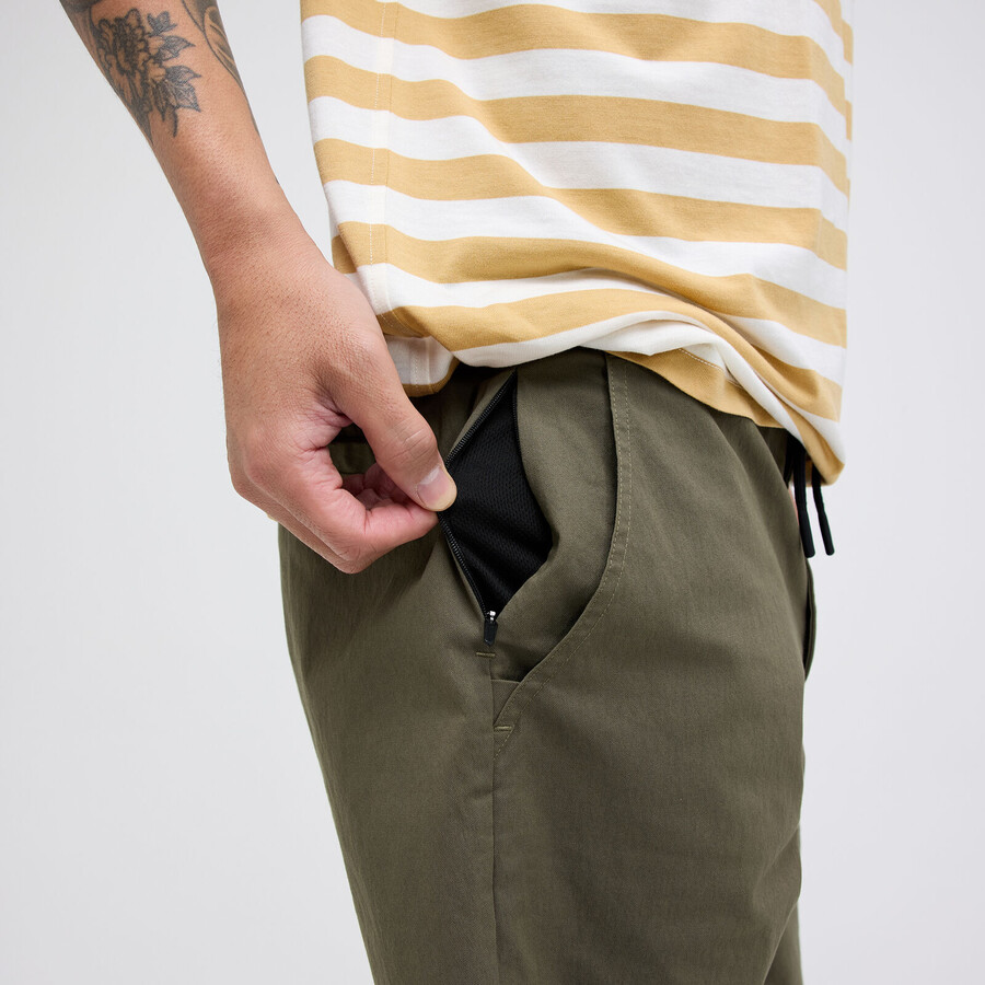 compound chino short mit freshtek